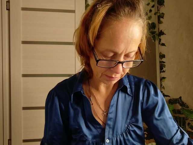 LioraWeiss live cam on BongaCams