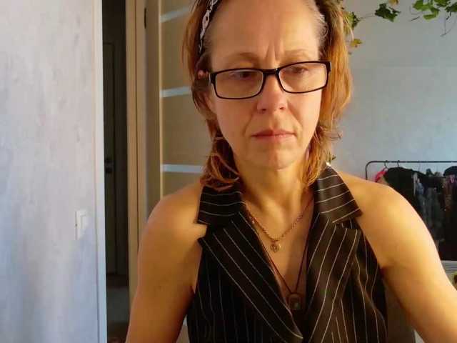LioraWeiss live cam on BongaCams