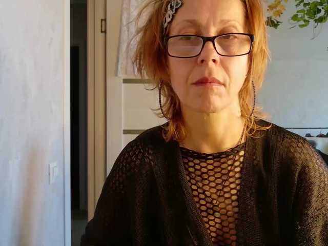 LioraWeiss live cam on BongaCams