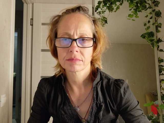 LioraWeiss live cam on BongaCams