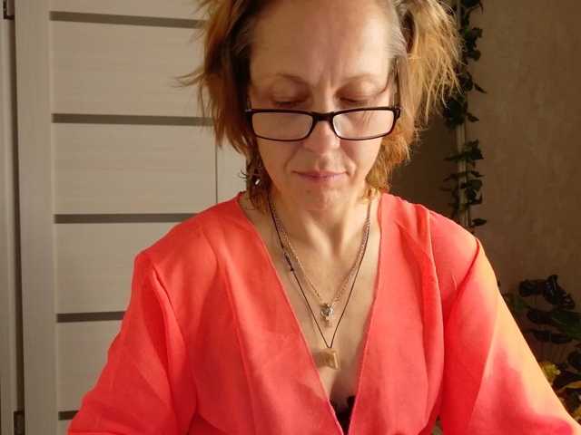 LioraWeiss live cam on BongaCams