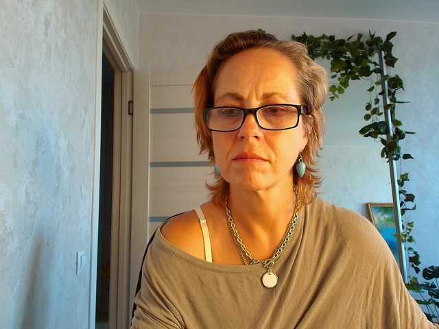 LioraWeiss live cam on BongaCams