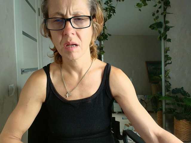 LioraWeiss live webcam show