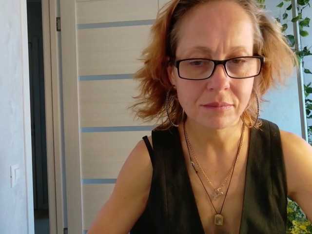 LioraWeiss live cam on BongaCams