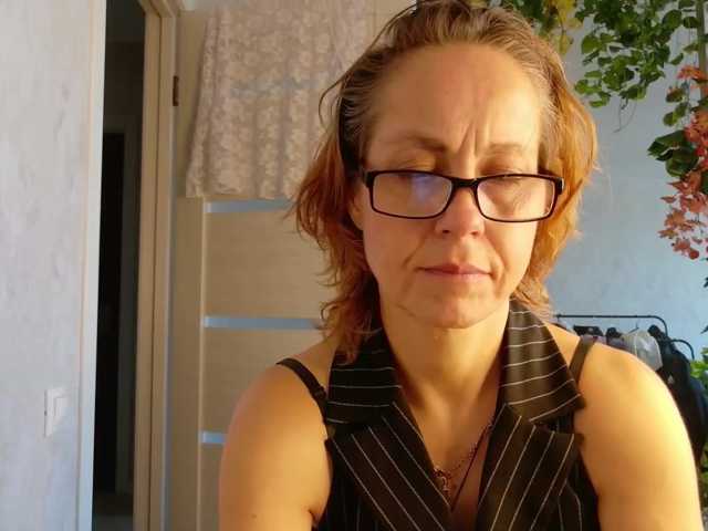 LioraWeiss live cam