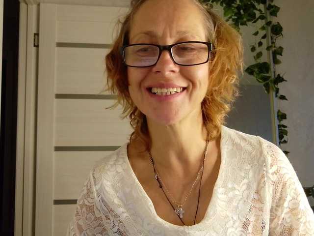 LioraWeiss live cam on BongaCams