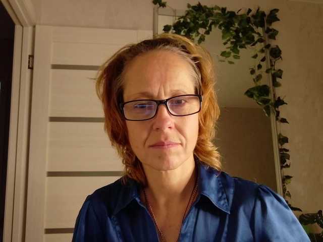 LioraWeiss live cam on BongaCams