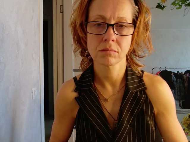 LioraWeiss live cam on BongaCams