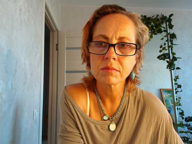 LioraWeiss live cam on BongaCams