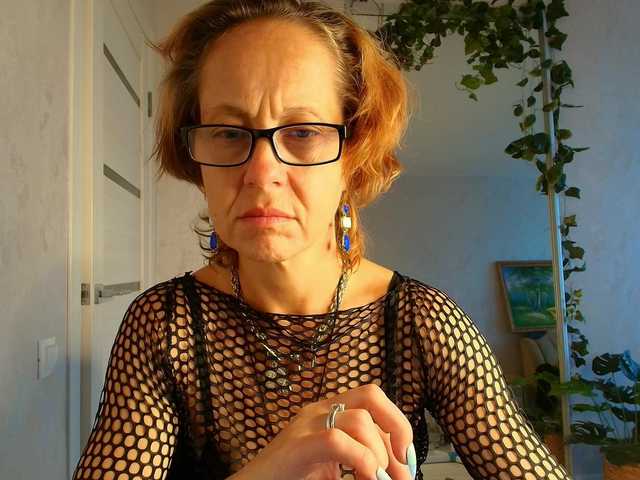 LioraWeiss live cam on BongaCams
