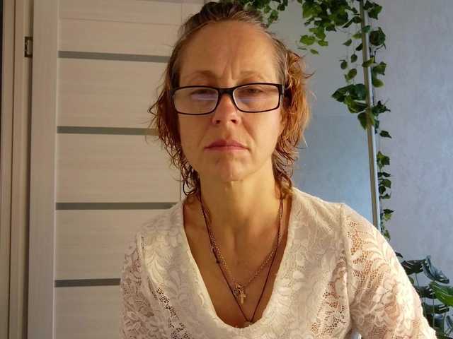 LioraWeiss live cam on BongaCams
