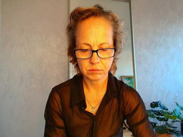 LioraWeiss live cam on BongaCams