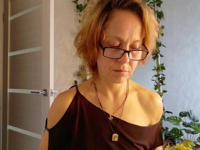 LioraWeiss, en vivo ahora en BongaCams
