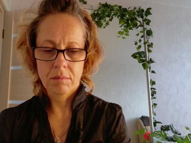 LioraWeiss live cam on BongaCams