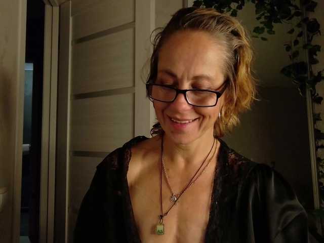 LioraWeiss live cam on BongaCams