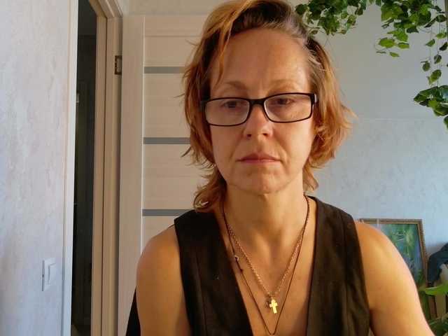 LioraWeiss live cam on BongaCams