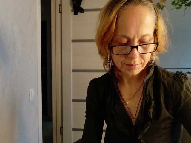 LioraWeiss live cam on BongaCams