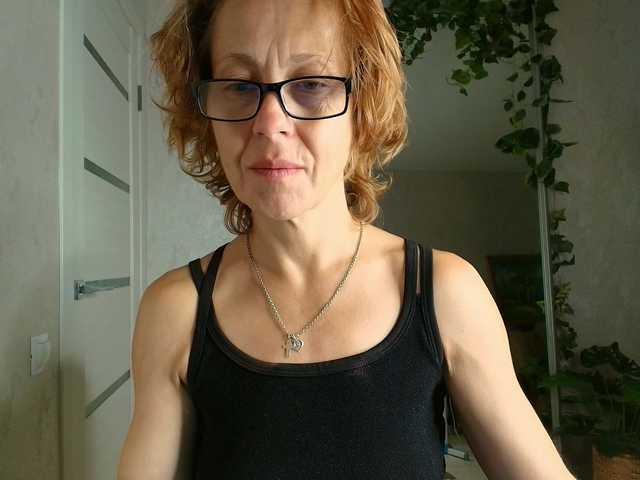 LioraWeiss live webcam show