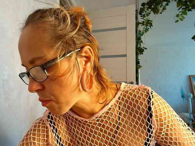 LioraWeiss webcam