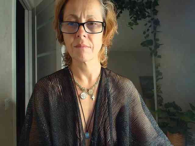 LioraWeiss webcam