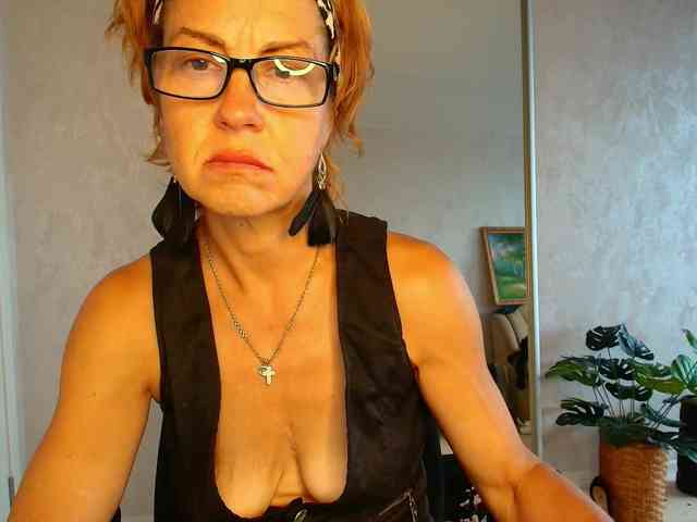 LioraWeiss Sex Cam Show