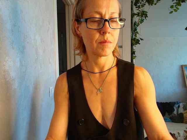LioraWeiss webcam