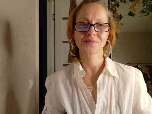 LioraWeiss's webcam live show