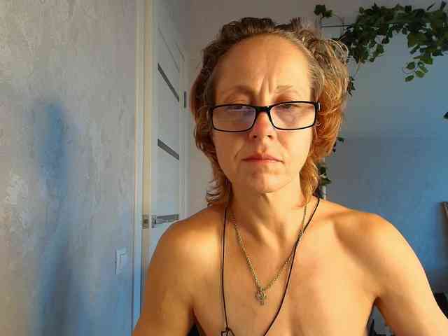 LioraWeiss webcam
