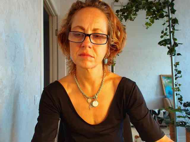 LioraWeiss webcam