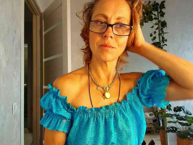 LioraWeiss webcam
