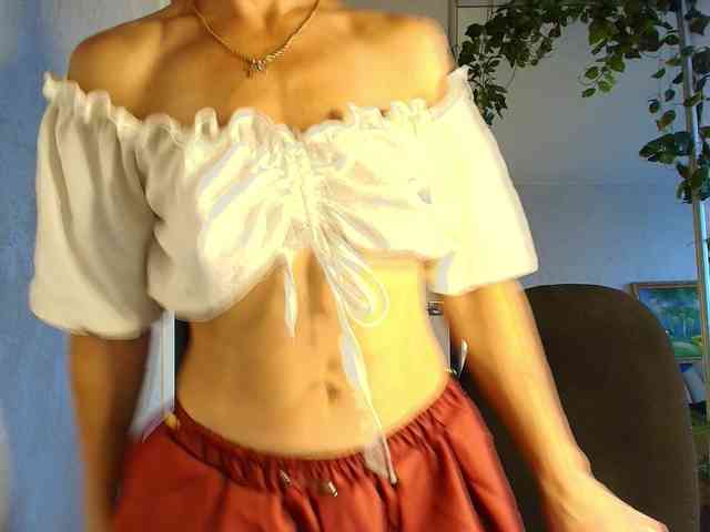 LioraWeiss Live Webcam on BongaCams