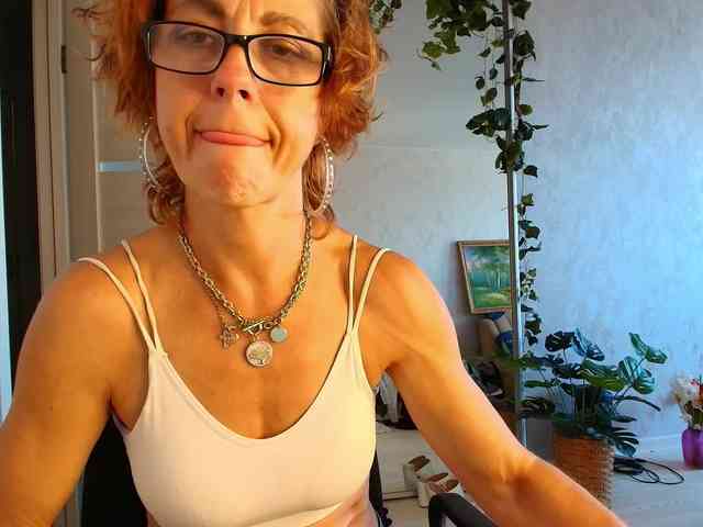 LioraWeiss webcam