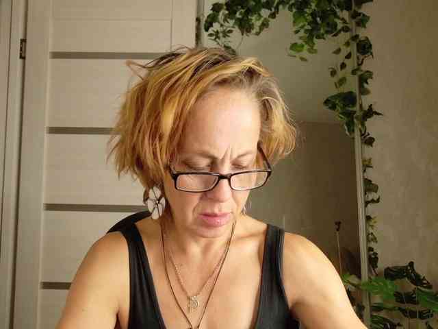 LioraWeiss webcam