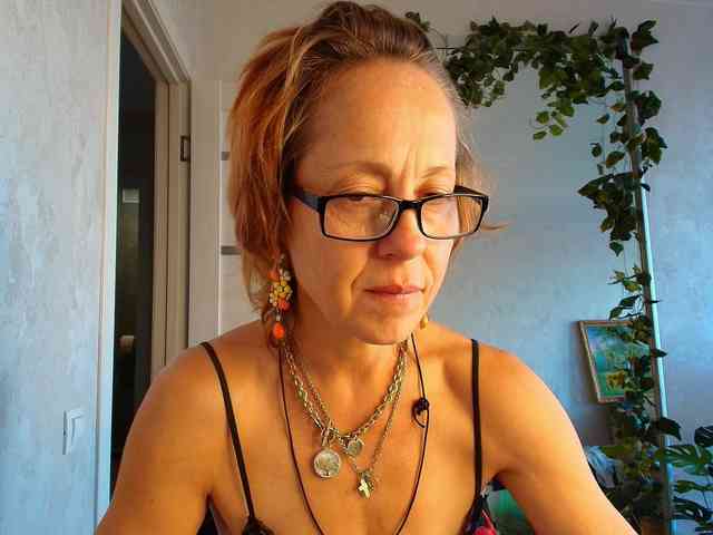 LioraWeiss webcam