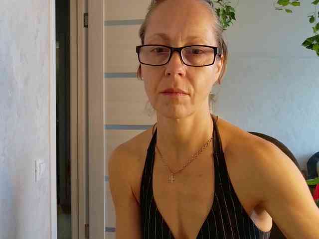 LioraWeiss's webcam live show