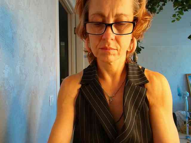LioraWeiss webcam