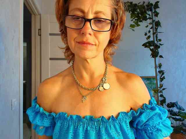 LioraWeiss webcam