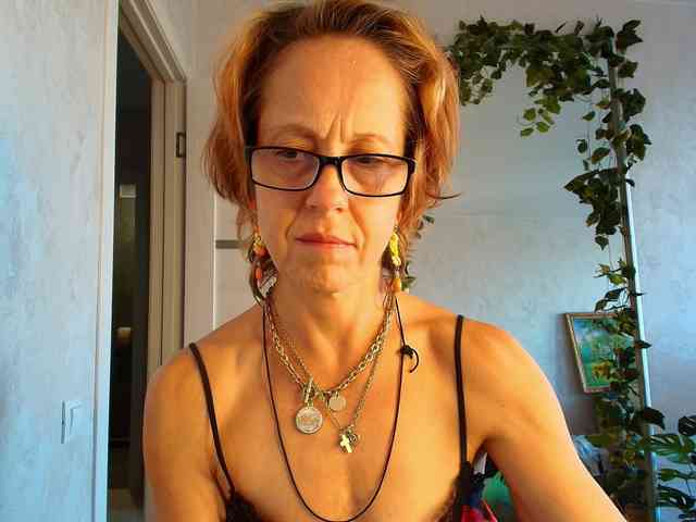 LioraWeiss webcam