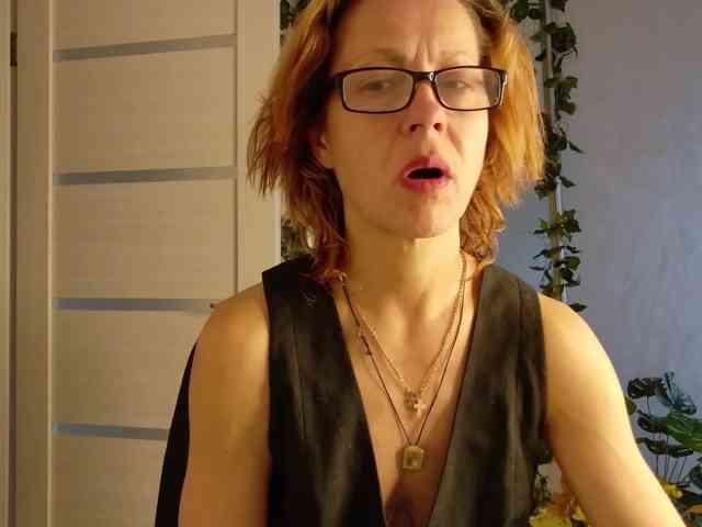 LioraWeiss's webcam live show