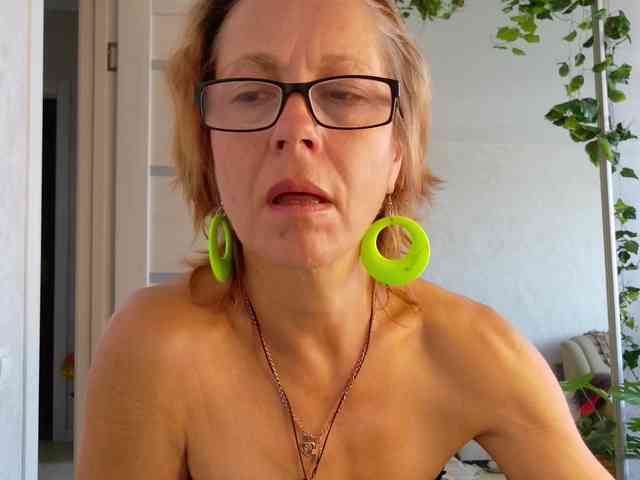 LioraWeiss webcam
