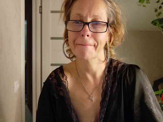 LioraWeiss webcam