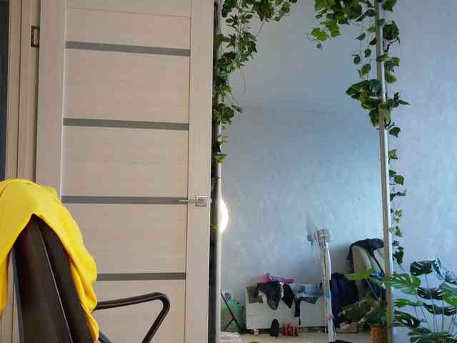 LioraWeiss Live Webcam on BongaCams