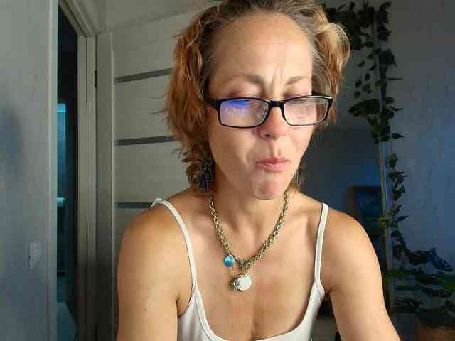 LioraWeiss webcam