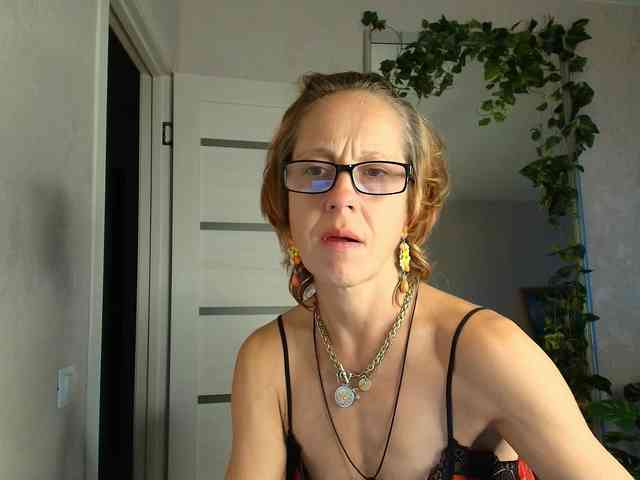 LioraWeiss webcam