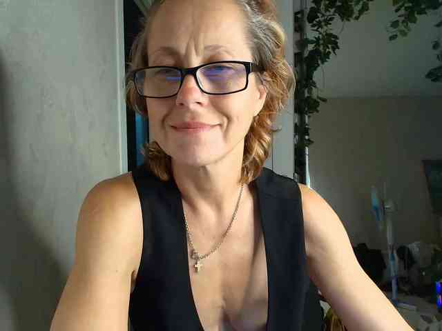 LioraWeiss webcam