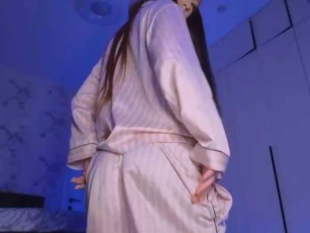LyndseyShinkle live cam on BongaCams