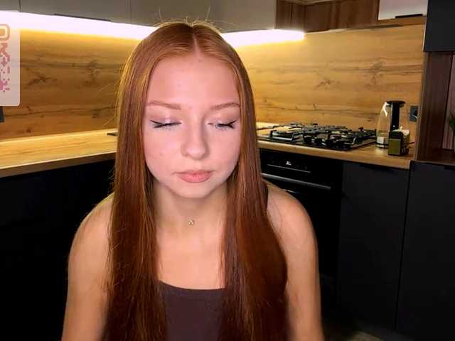 LyndseyShinkle live cam on BongaCams