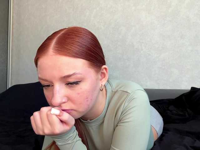 LyndseyShinkle live cam on BongaCams