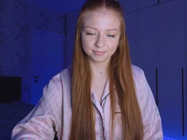 LyndseyShinkle live cam on BongaCams
