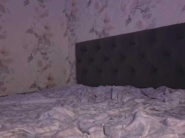 LyndseyShinkle live cam on BongaCams